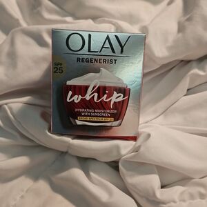 Olay Regenerist Whip Hydrating Moisturizer with sunscreen..broad spectrum spf 25